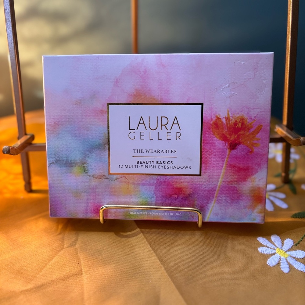 Laura Geller "The Wearables" Beauty Basics eyeshadow palette NIP